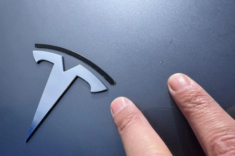 Tesla Model Y din 2023 cu 41.906 km - oferta TES208484 - foto 40