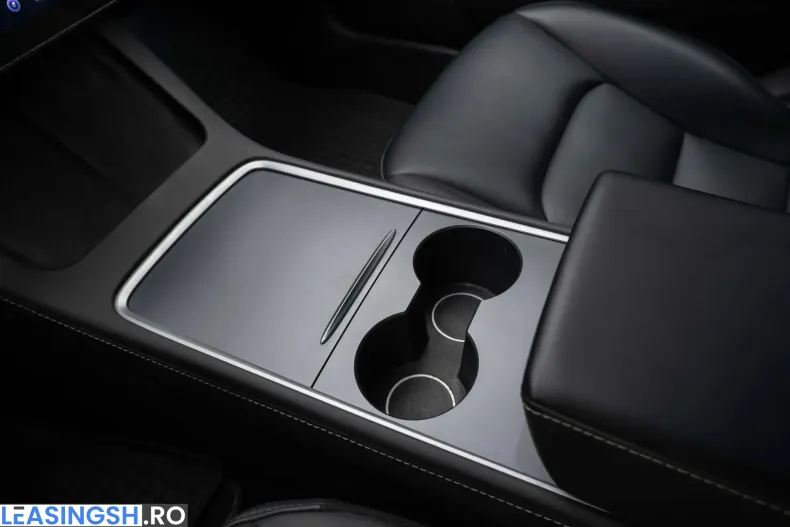 Tesla Model 3 din 2023 cu 58.000 km - oferta TES208486 - foto 8