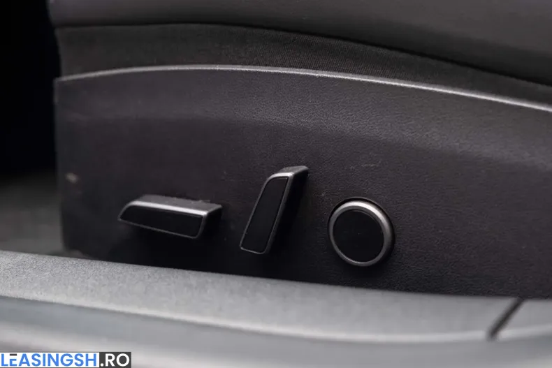 Tesla Model 3 din 2023 cu 58.000 km - oferta TES208486 - foto 14