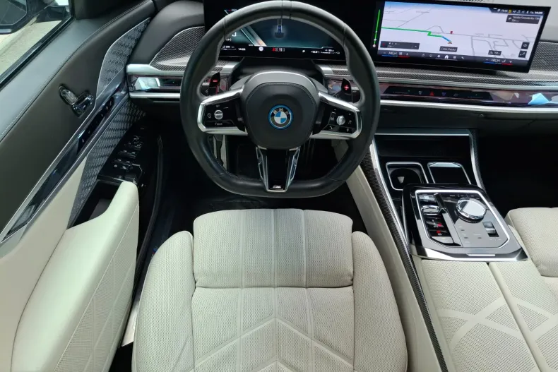 BMW M7 (Seria 7) din 2023 cu 105.617 km - oferta BMW208489 - foto 9