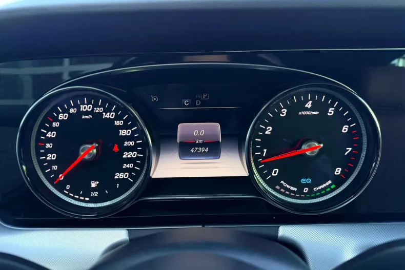Mercedes-Benz E din 2020 cu 47.394 km - oferta MER208490 - foto 9