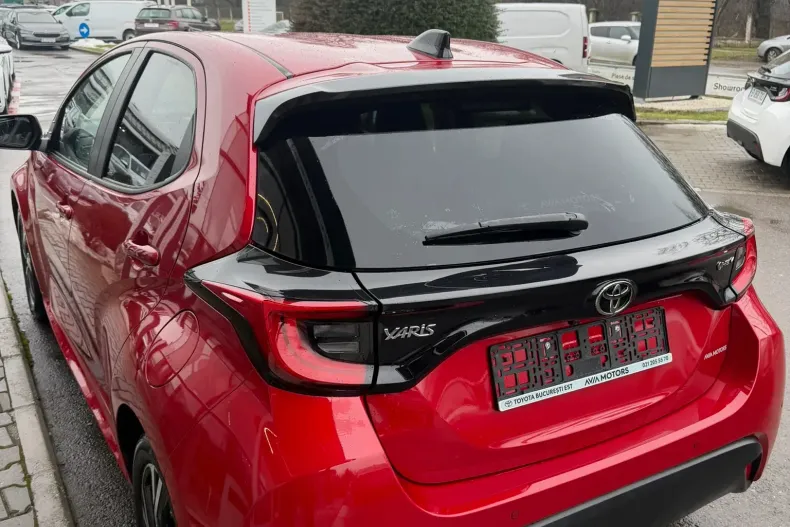 Toyota Yaris din 2025 cu 2.000 km - oferta TOY208491 - foto 6