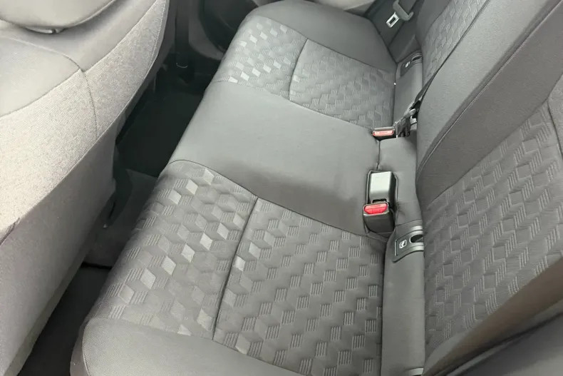 Toyota Yaris din 2025 cu 2.000 km - oferta TOY208491 - foto 10