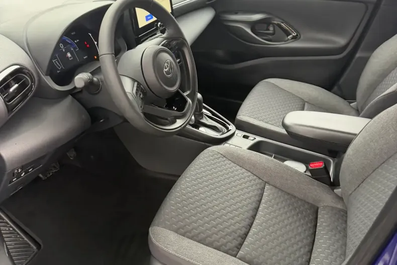 Toyota Yaris Cross din 2025 cu 3.500 km - oferta TOY208492 - foto 9