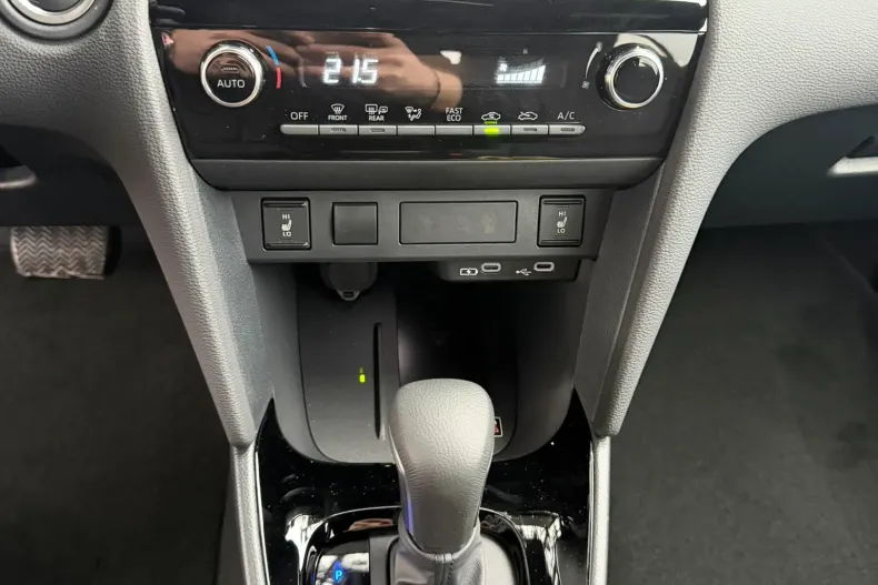 Toyota Yaris Cross din 2025 cu 3.500 km - oferta TOY208492 - foto 12