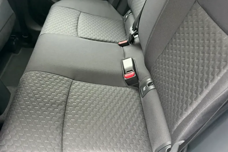 Toyota Yaris Cross din 2025 cu 1.700 km - oferta TOY208493 - foto 9