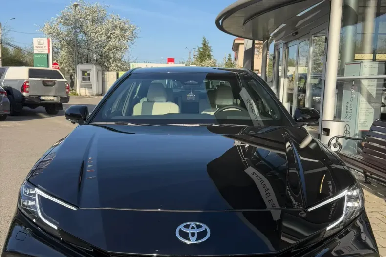 Toyota Camry din 2026 cu 5 km - oferta TOY208499 - foto 2