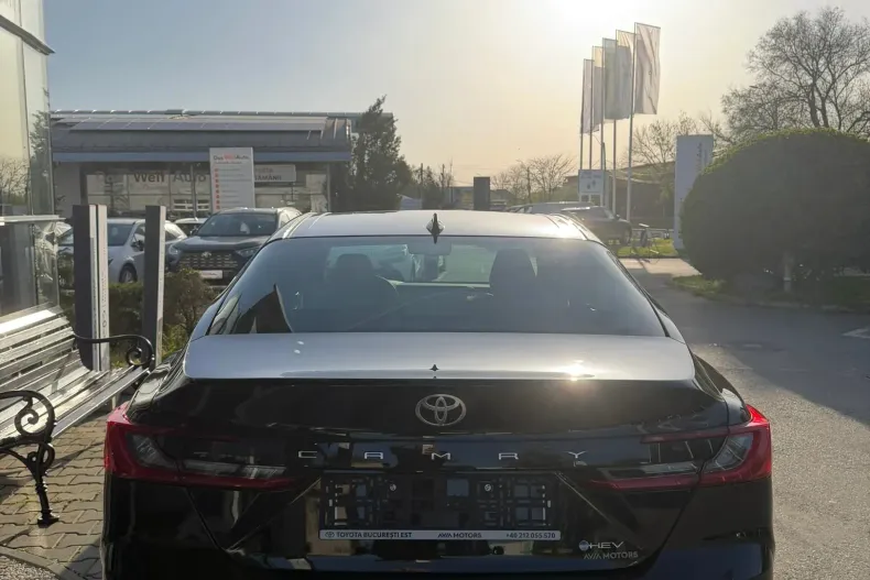 Toyota Camry din 2026 cu 5 km - oferta TOY208499 - foto 5