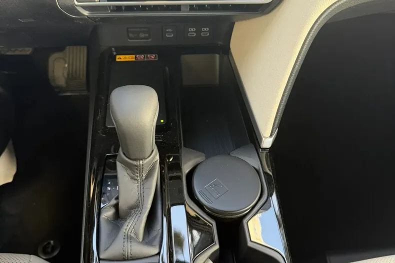 Toyota Camry din 2026 cu 5 km - oferta TOY208499 - foto 16