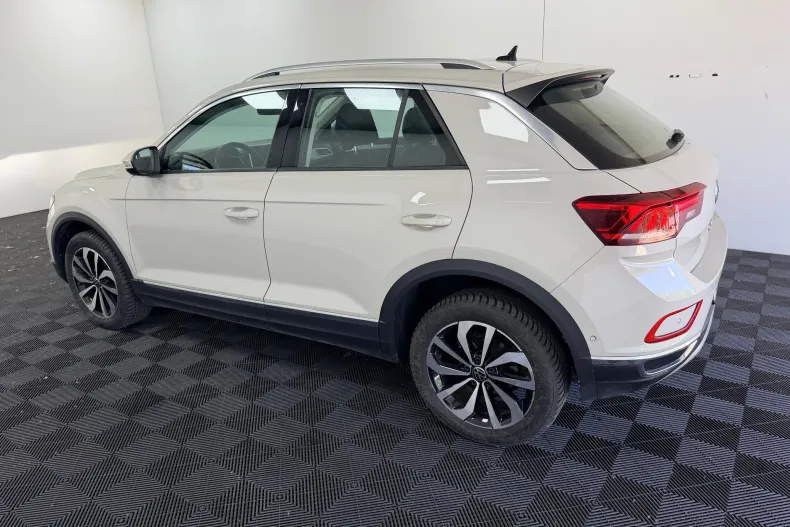 Volkswagen T-Roc din 2023 cu 157.000 km - oferta VOL208502 - foto 8