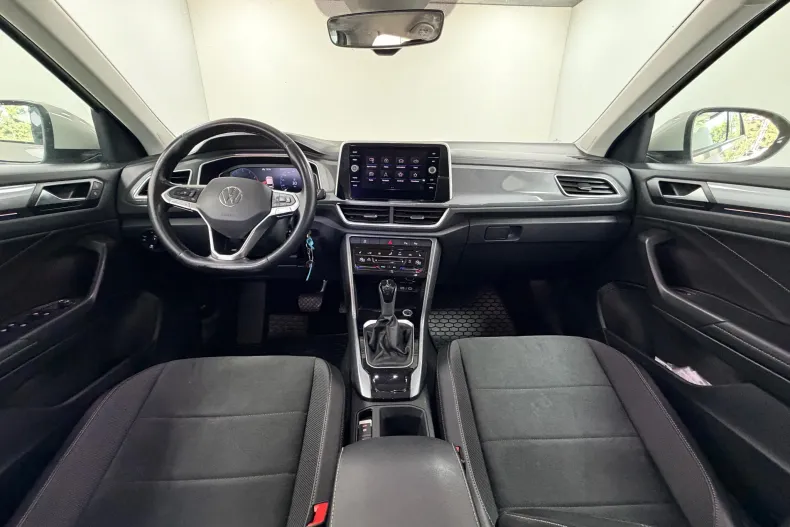 Volkswagen T-Roc din 2023 cu 157.000 km - oferta VOL208502 - foto 9