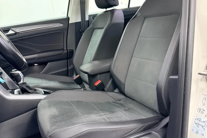 Volkswagen T-Roc din 2023 cu 157.000 km - oferta VOL208502 - foto 26