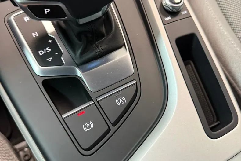 Audi A5 din 2021 cu 105.000 km - oferta AUD208509 - foto 17