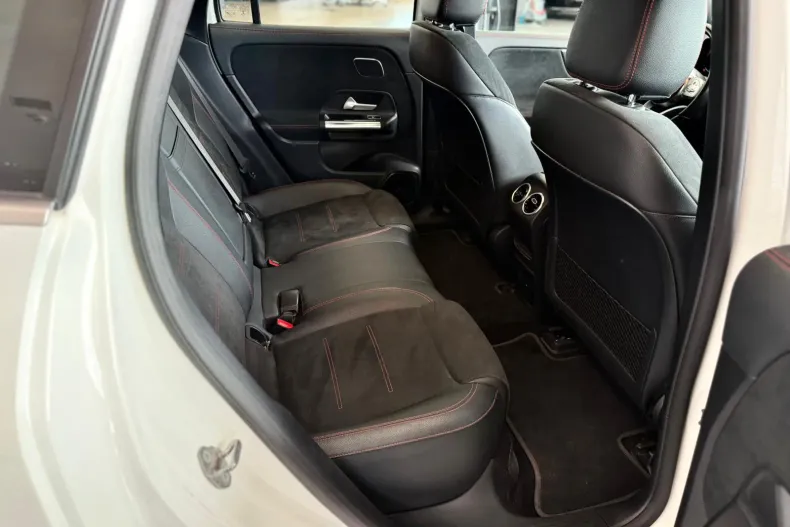 Mercedes-Benz EQA din 2021 cu 94.882 km - oferta MER208529 - foto 11