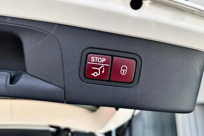 Mercedes-Benz GLC din 2021 cu 122.772 km - oferta MER208530 - foto 8