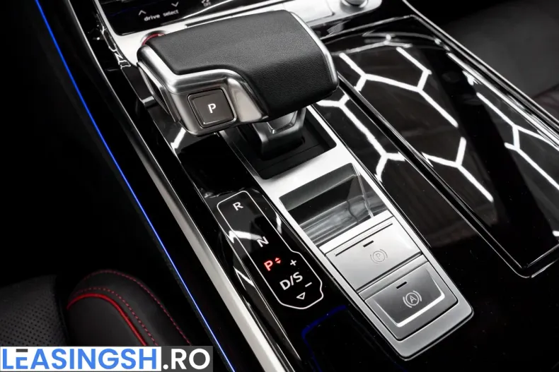 Audi S8 din 2022 cu 8.500 km - oferta AUD208546 - foto 36