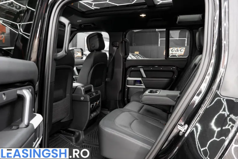 Land Rover Defender din 2023 cu 37.500 km - oferta LAN208548 - foto 19