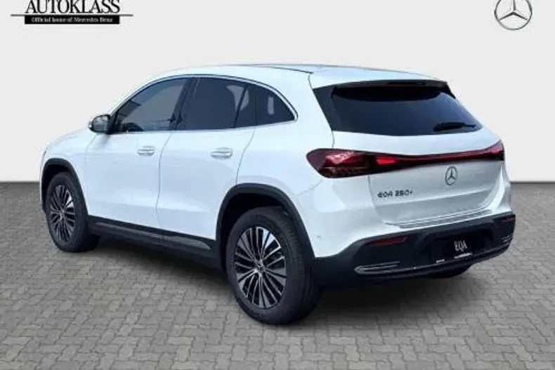 Mercedes-Benz EQA din 2025 cu 3.000 km - oferta MER208557 - foto 3
