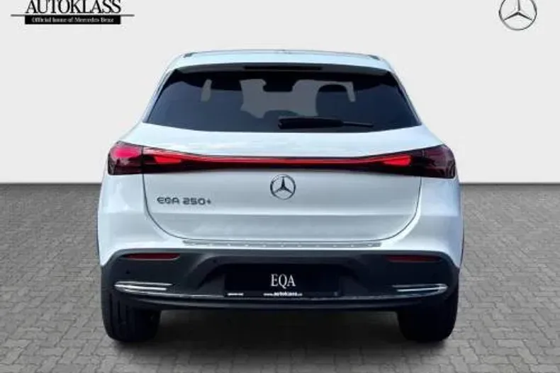 Mercedes-Benz EQA din 2025 cu 3.000 km - oferta MER208557 - foto 4