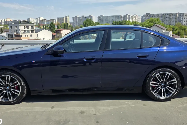 BMW 520d (Seria 5) din 2024 cu 12.500 km - oferta BMW208558 - foto 3