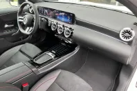 Mercedes-Benz A 200 (Clasa A) din 2024 cu 10 km - oferta MER208570 - foto 10