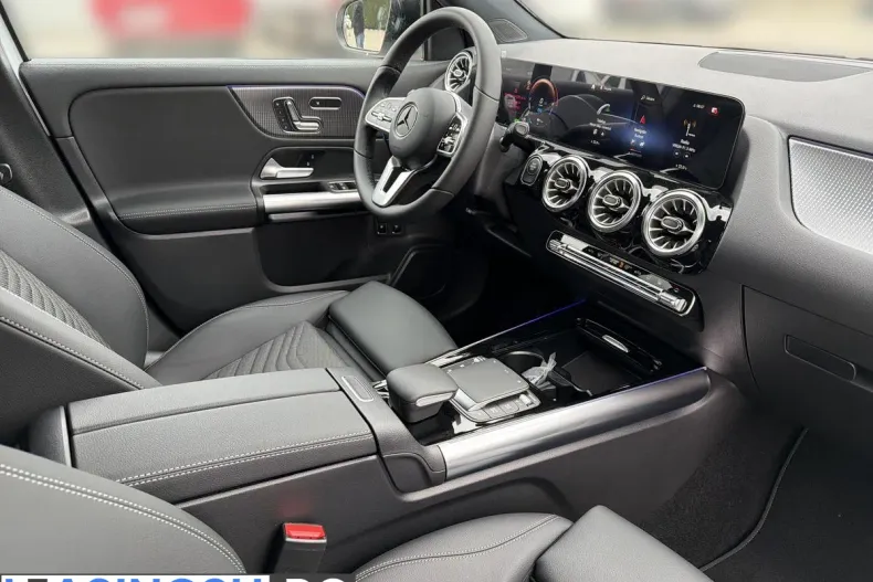Mercedes-Benz GLA din 2023 cu 10 km - oferta MER208571 - foto 12