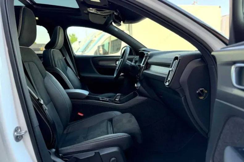Volvo XC40 din 2021 cu 109.000 km - oferta VOL208574 - foto 19