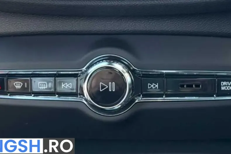 Volvo XC40 din 2021 cu 109.000 km - oferta VOL208574 - foto 23