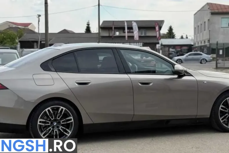 BMW 530 (Seria 5) din 2025 cu 25.000 km - oferta BMW208577 - foto 9