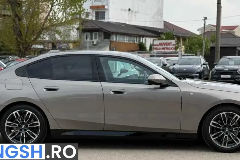 BMW 530 (Seria 5) din 2025 cu 25.000 km - oferta BMW208577 - foto 10