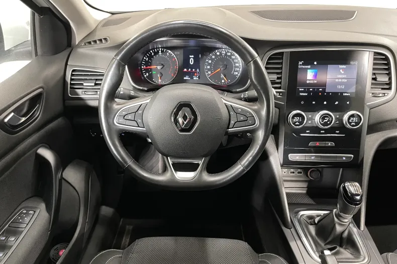 Renault Megane din 2023 cu 45.094 km - oferta REN208591 - foto 6