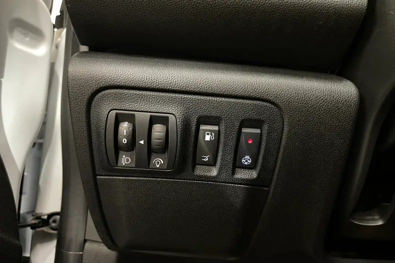 Renault Megane din 2023 cu 45.094 km - oferta REN208591 - foto 17