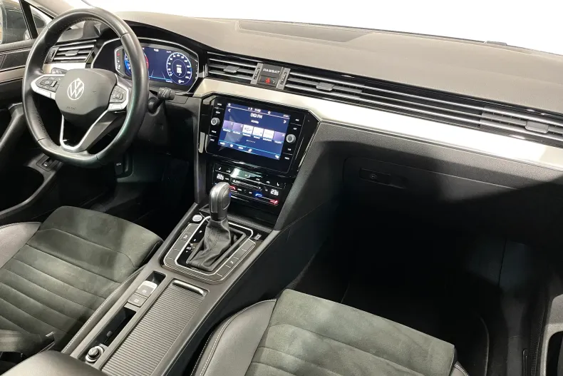 Volkswagen Passat din 2021 cu 151.619 km - oferta VOL208592 - foto 8
