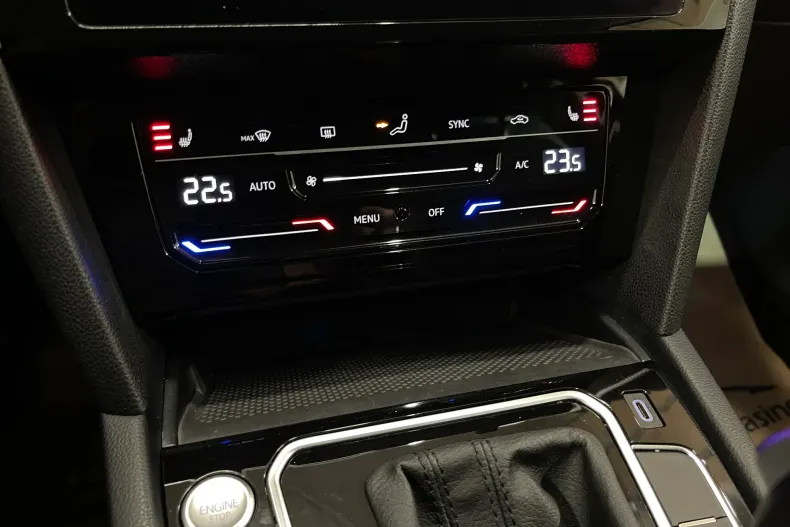 Volkswagen Passat din 2021 cu 151.619 km - oferta VOL208592 - foto 20