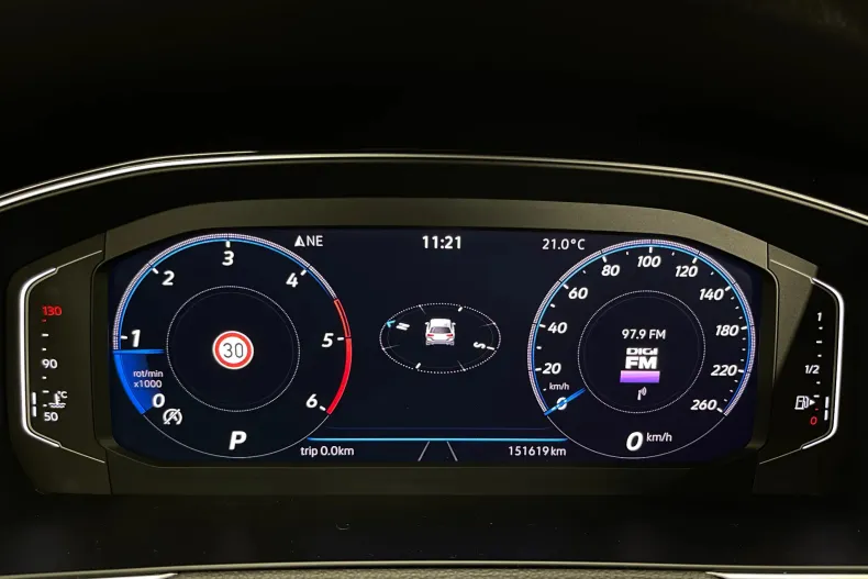 Volkswagen Passat din 2021 cu 151.619 km - oferta VOL208592 - foto 27
