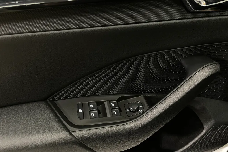 Skoda Octavia din 2021 cu 70.265 km - oferta SKO208594 - foto 19