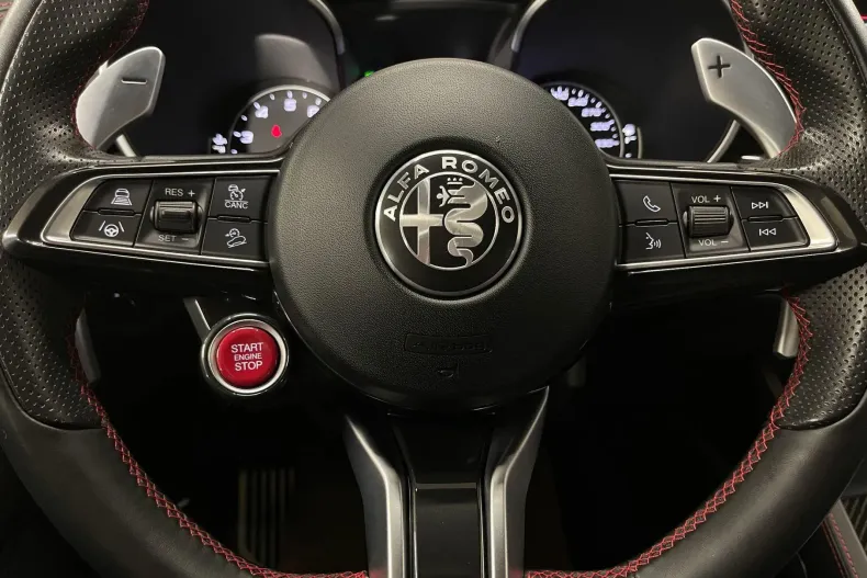 Alfa Romeo Stelvio din 2021 cu 69.510 km - oferta ALF208599 - foto 24