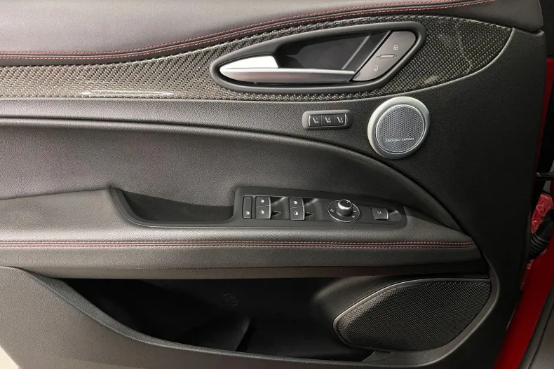 Alfa Romeo Stelvio din 2021 cu 69.510 km - oferta ALF208599 - foto 29