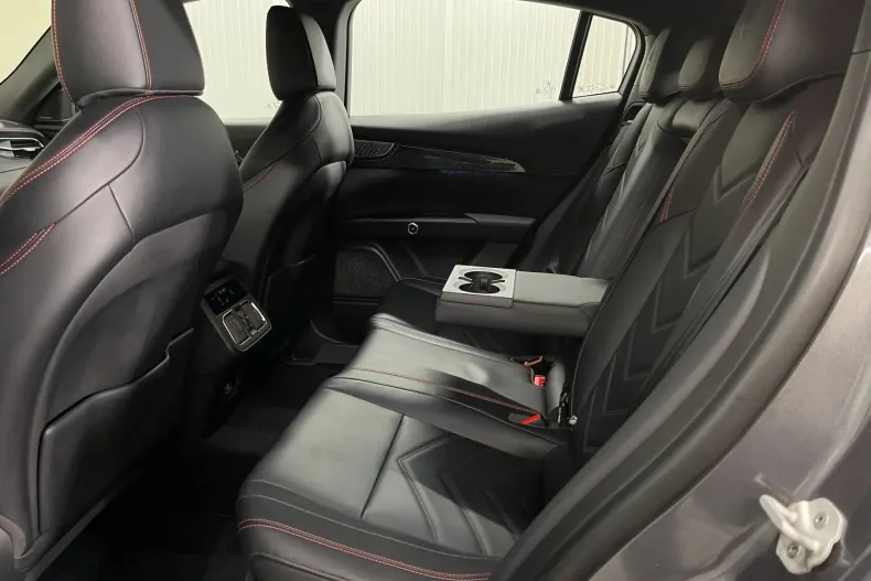 Maserati Grecale din 2023 cu 70.742 km - oferta MAS208600 - foto 13