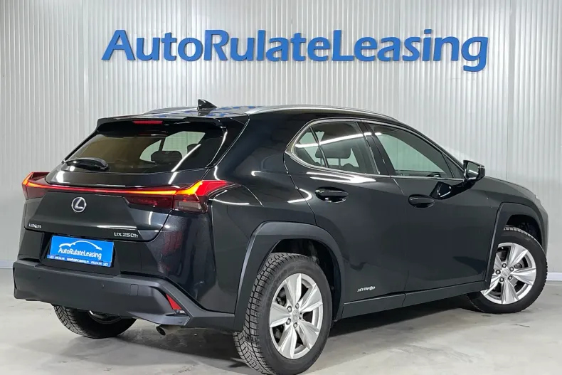 Lexus UX din 2022 cu 46.989 km - oferta LEX208607 - foto 2