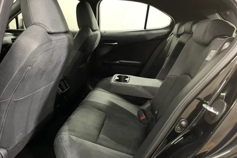 Lexus UX din 2022 cu 46.989 km - oferta LEX208607 - foto 10