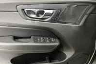 Volvo XC60 din 2021 cu 156.408 km - oferta VOL208611 - foto 29