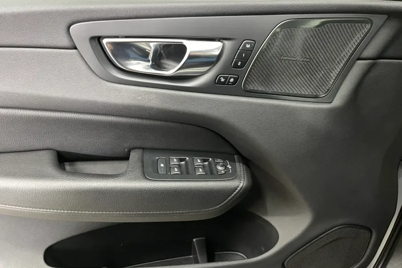 Volvo XC60 din 2021 cu 156.408 km - oferta VOL208611 - foto 29