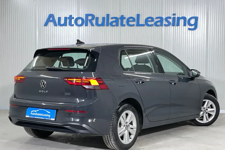 Volkswagen Golf din 2021 cu 42.148 km - oferta VOL208612 - foto 3