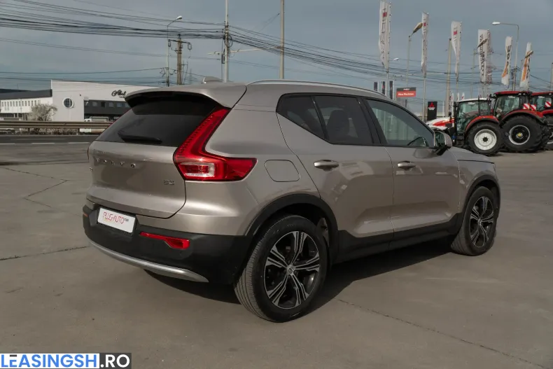 Volvo XC40 din 2023 cu 35.268 km - oferta VOL208615 - foto 7