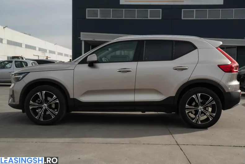Volvo XC40 din 2023 cu 35.268 km - oferta VOL208615 - foto 9
