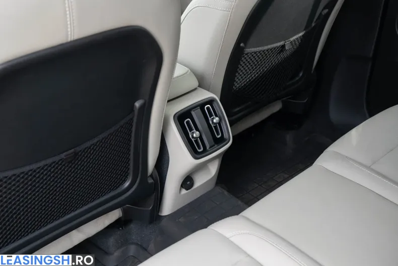 Volvo XC40 din 2023 cu 35.268 km - oferta VOL208615 - foto 15