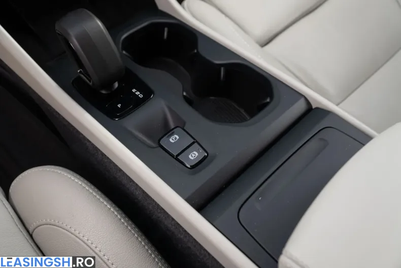 Volvo XC40 din 2023 cu 35.268 km - oferta VOL208615 - foto 24