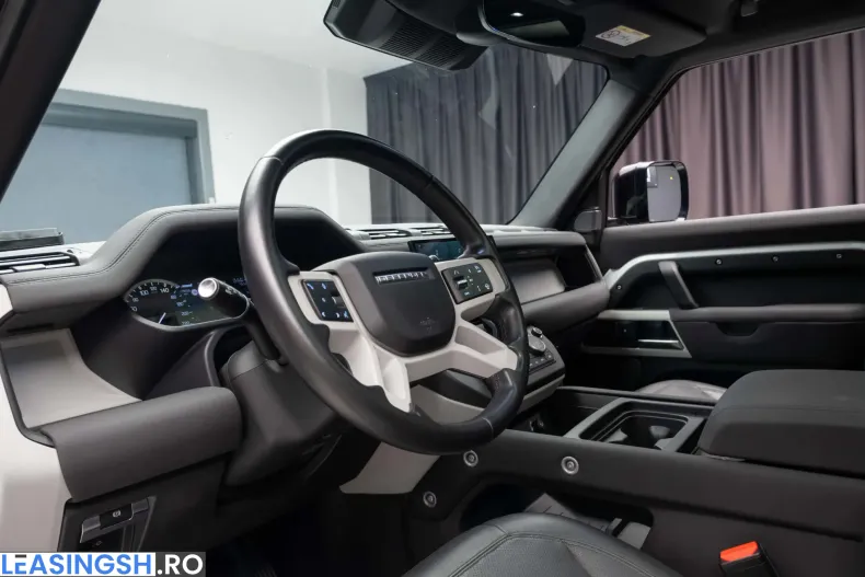 Land Rover Defender din 2021 cu 39.926 km - oferta LAN208617 - foto 30