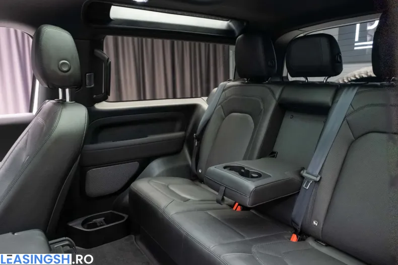 Land Rover Defender din 2021 cu 39.926 km - oferta LAN208617 - foto 32
